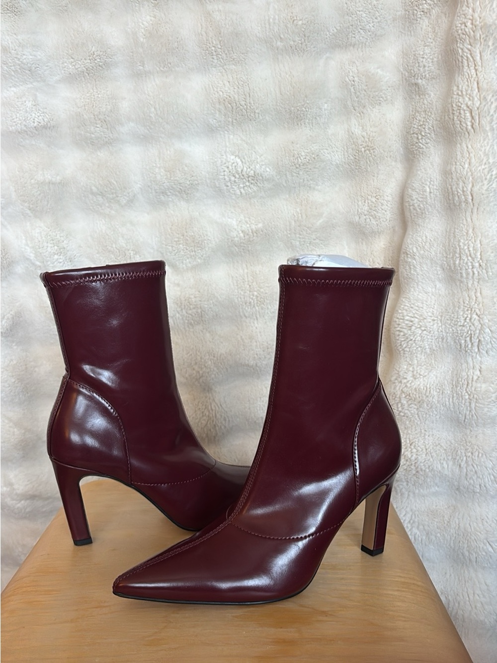 Pointed Toe Mid-Calf Heeled Boot in Burgundy